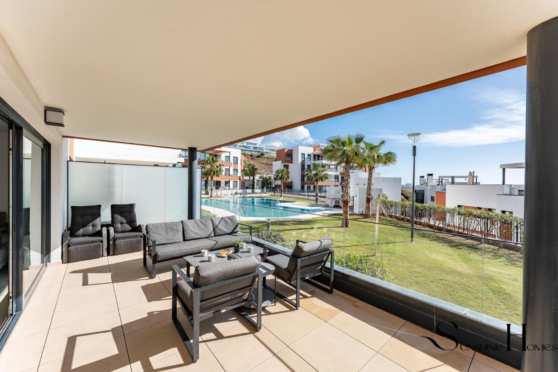 Luxury Beach Escape With Pools, Gym & Sauna ฟูเอนฮิโรลา ภายนอก รูปภาพ