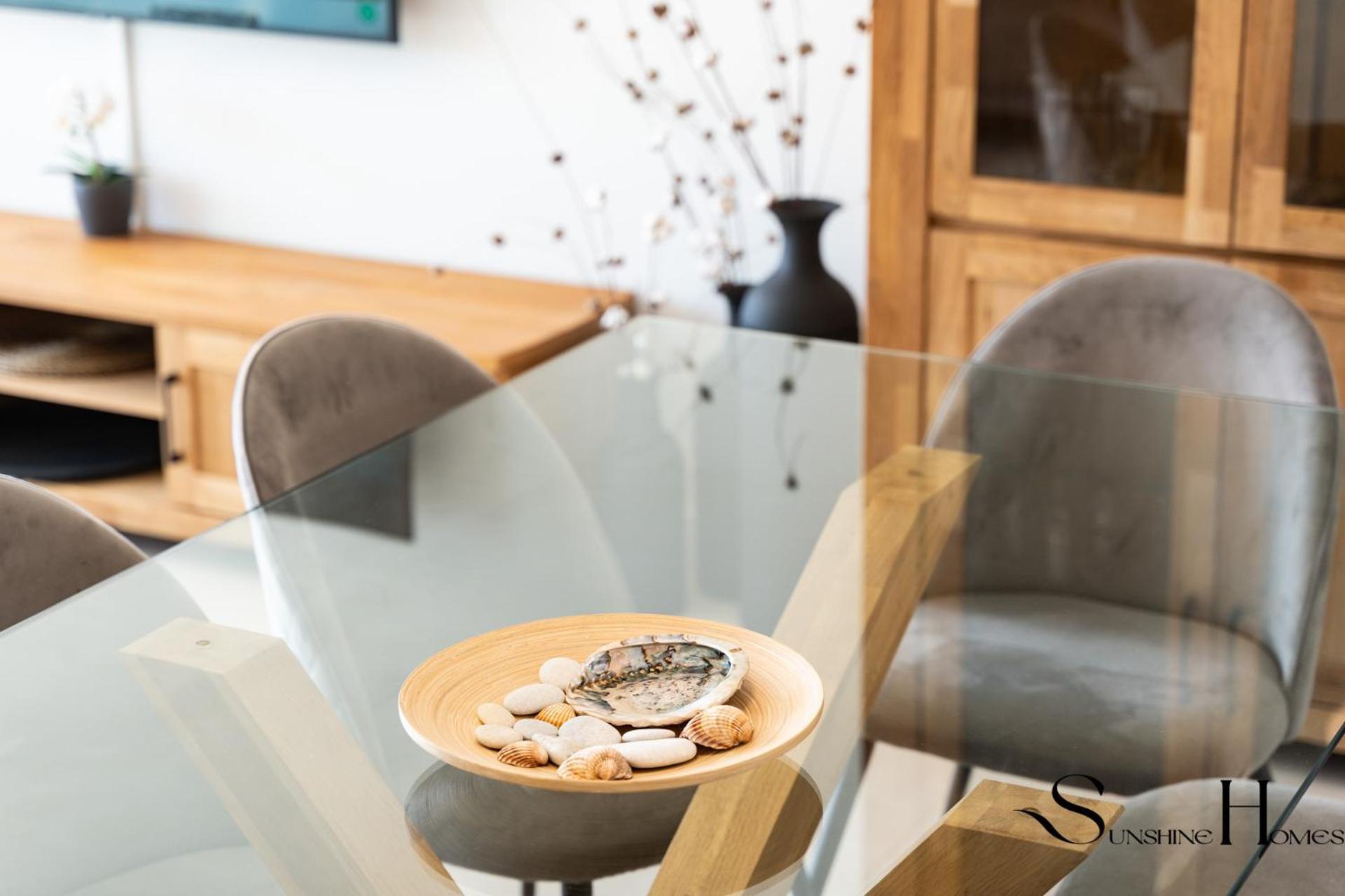 Luxury Beach Escape With Pools, Gym & Sauna ฟูเอนฮิโรลา ภายนอก รูปภาพ